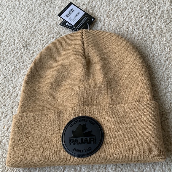 Pajar Other - NWT PAJAR Canadian camel bay shore hat beanie winter outdoor hiking
